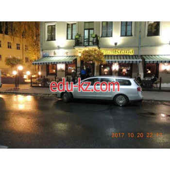 Olympic Stay Karl Marx 8