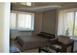 На Парижской Коммуны