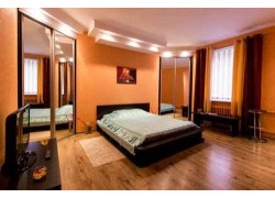 Люкс Интернациональная